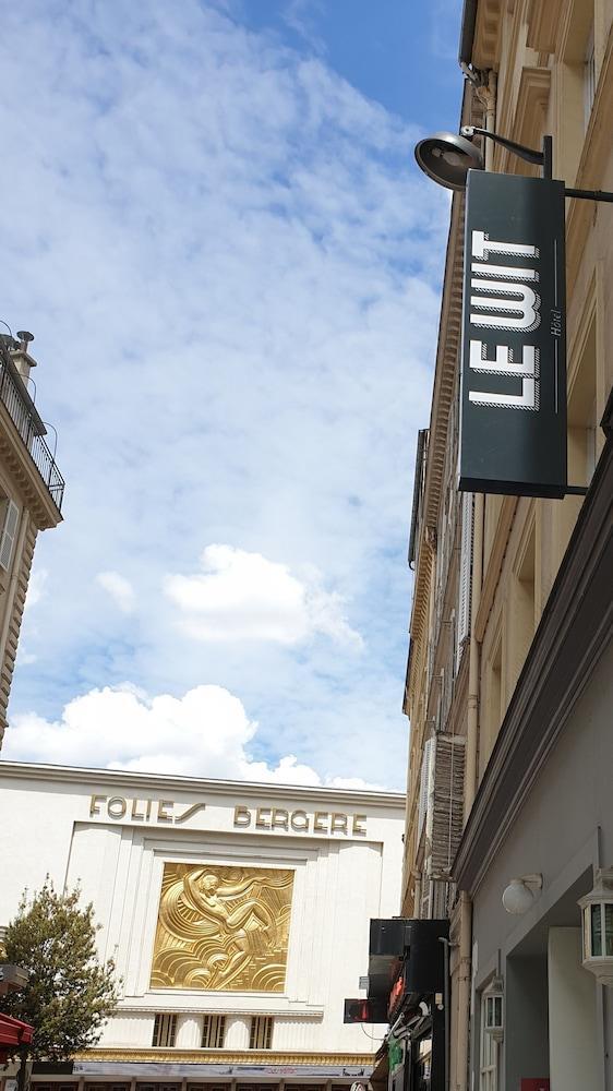 Wit Hotel París Exterior foto
